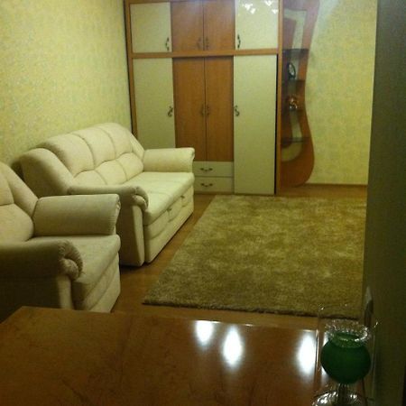 Красивая Дизайнерская Квартира Возле Метро Бот. Сад 카리프 외부 사진